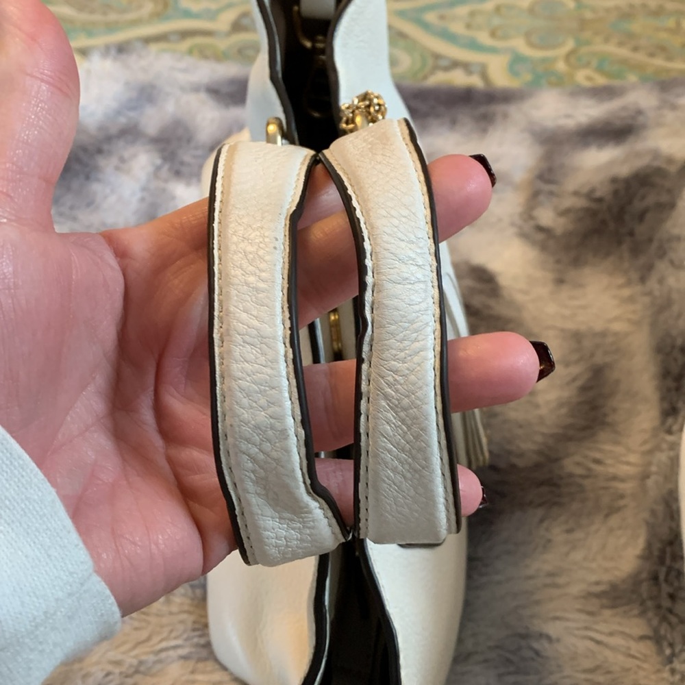 Michael Kors small white/gold hand bag - Picture 11 of 13